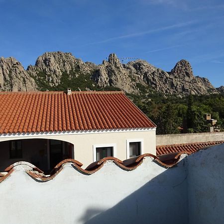 Apartamento White - San Pantaleo Exterior foto